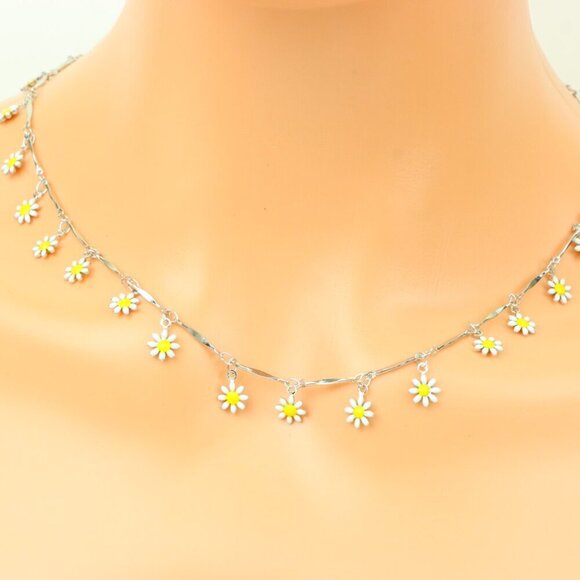 "New Beautiful Design Necklace Chain for Women/Girls, Gift, N993 - Picture 9 of 10